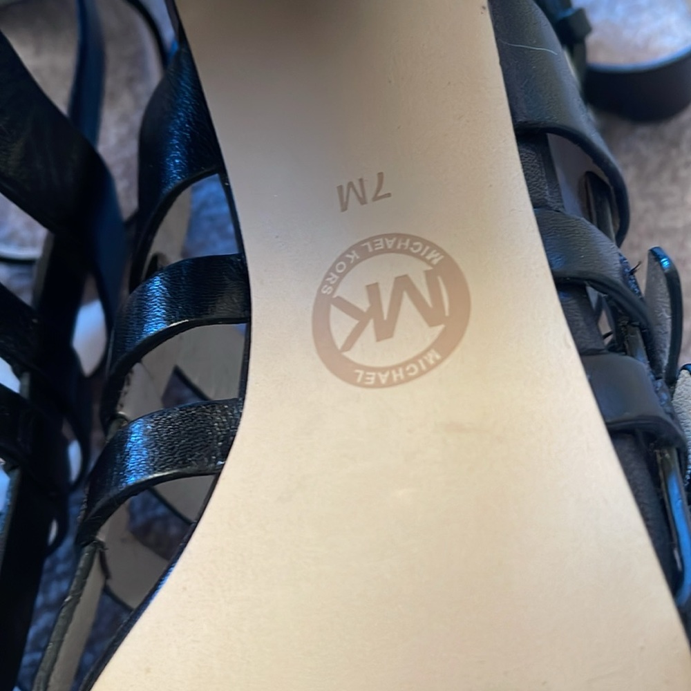 🐿️ Michael Kors Chunky Heels - Picture 5 of 12